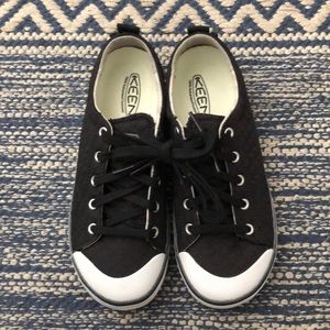 Quilted Keen’s Never Worn